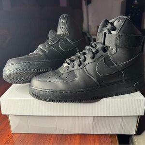 Black airforce 1 hightops
